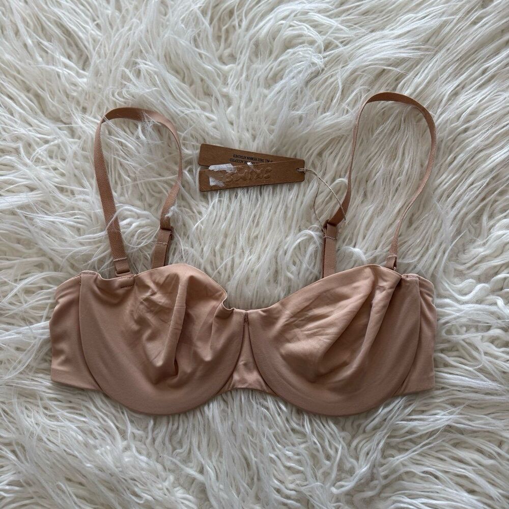 Skims Smoothing Intimates Strapless Bra Clay Size 36A - Picture 2 of 6
